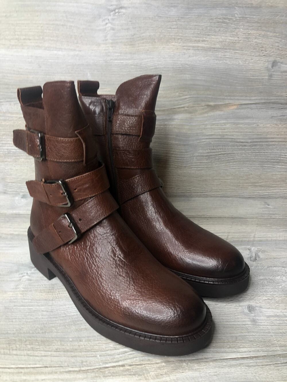 Emanuele Crasto Womens Brown Leather 3 Buckle Italian Moto Biker Boots SZ 39/8.5